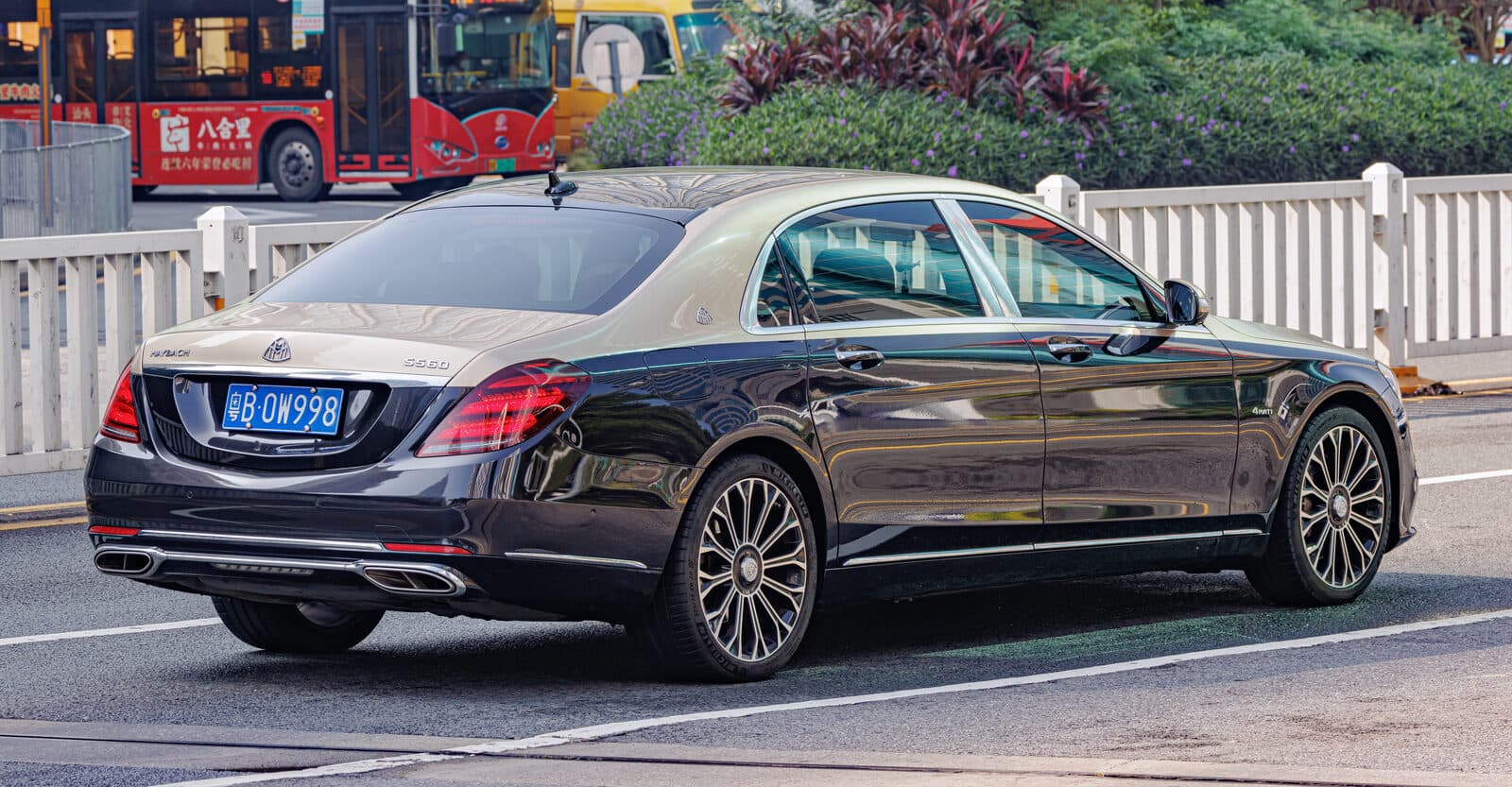 Mercedes-Maybach